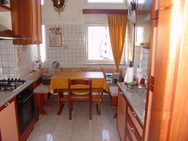 Appartamento in Vendita a Bolzano, zona Via Sassari, 370'000€, 110 m², arredato