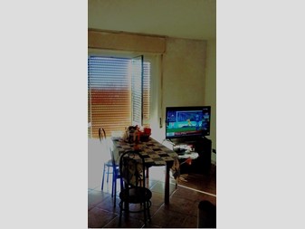 Trilocale in Vendita a Desio, 126'000€, 64 m², arredato