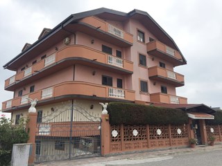 Quadrilocale in Vendita a Vibo Valentia, zona RESIDENZIALE, 98'000€, 115 m², arredato