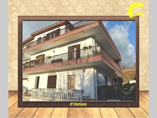 Trilocale in Vendita a Aprilia, zona Casalazzara, 79'000€, 90 m²