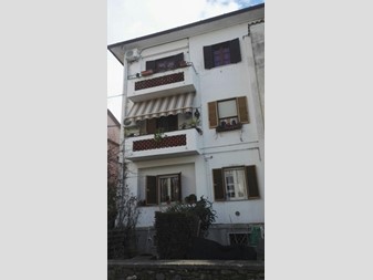 Trilocale in Vendita a Seravezza, zona Querceta, 170'000&euro;, 70 m²