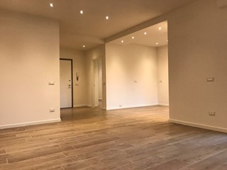Quadrilocale in Vendita a Cremona, zona Porta Venezia, 220'000€, 140 m²