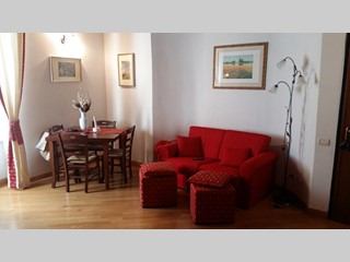 Quadrilocale in Vendita a Bolsena, zona CENTRO STORICO, 110'000€, 55 m², arredato