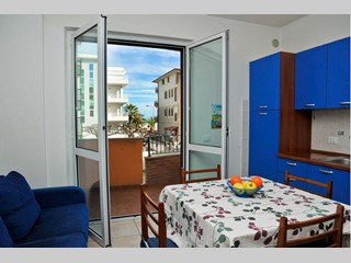 Trilocale in Affitto a Tortoreto, 400€, 50 m², arredato