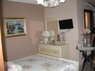 Appartamento in Vendita a Lacco Ameno, zona Lacco Ameno, 350'000€, 100 m²