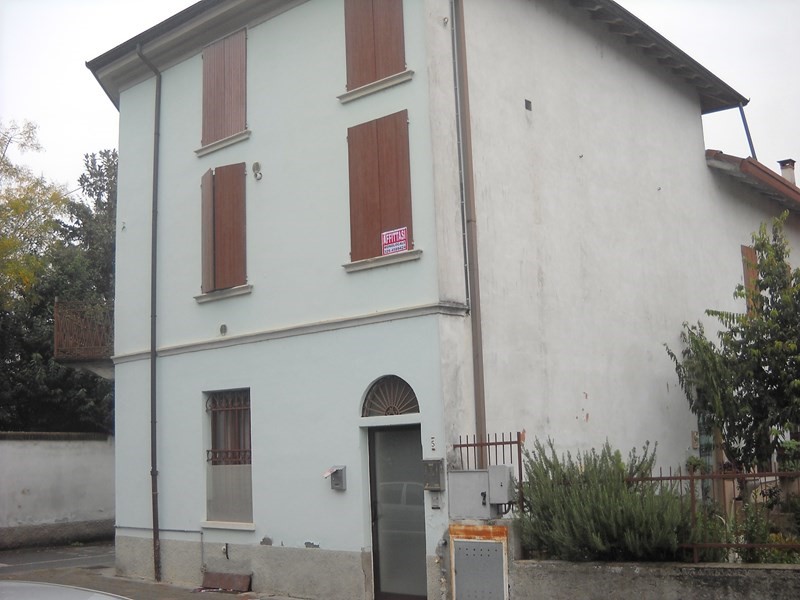 Bilocale in Affitto a Pontevico, zona Centrale, 400€, 60 m², arredato