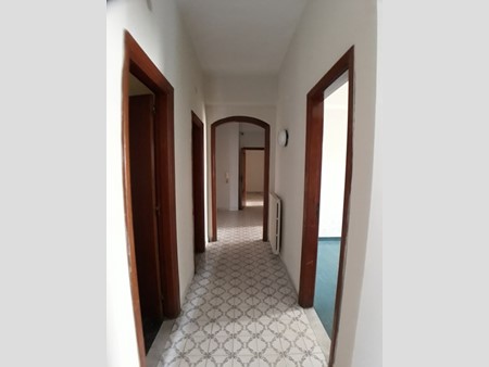 Quadrilocale in Vendita a Capodrise, 140'000€, 130 m²