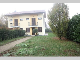 Quadrilocale in Vendita a Samarate, 240'000€, 180 m²