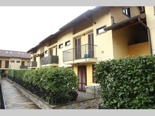 Quadrilocale in Vendita a Samarate, 179'000€, 120 m², con Box