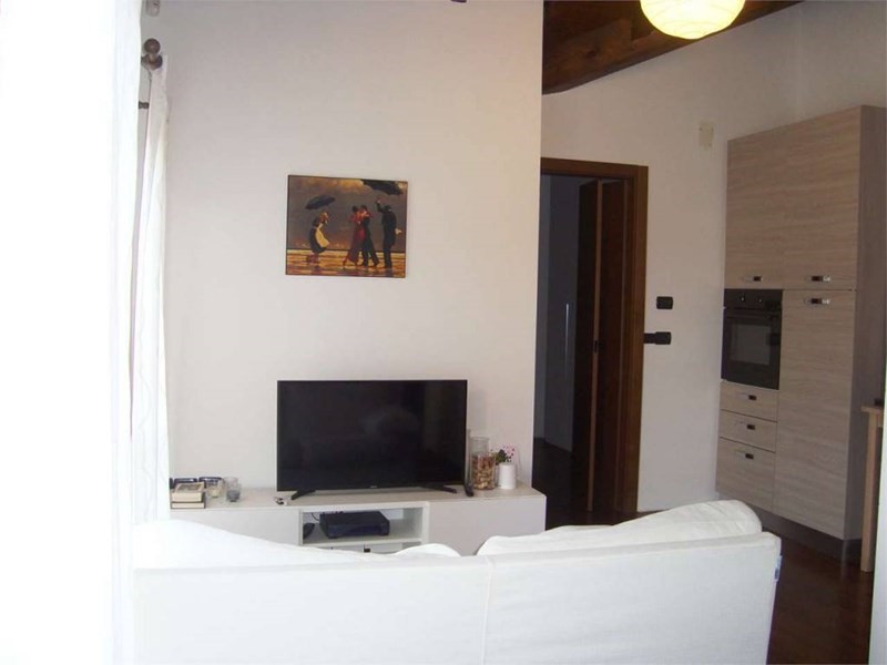 Bilocale in Vendita a Barlassina, 69'000€, 50 m², arredato