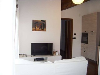 Bilocale in Vendita a Barlassina, 69'000€, 50 m², arredato