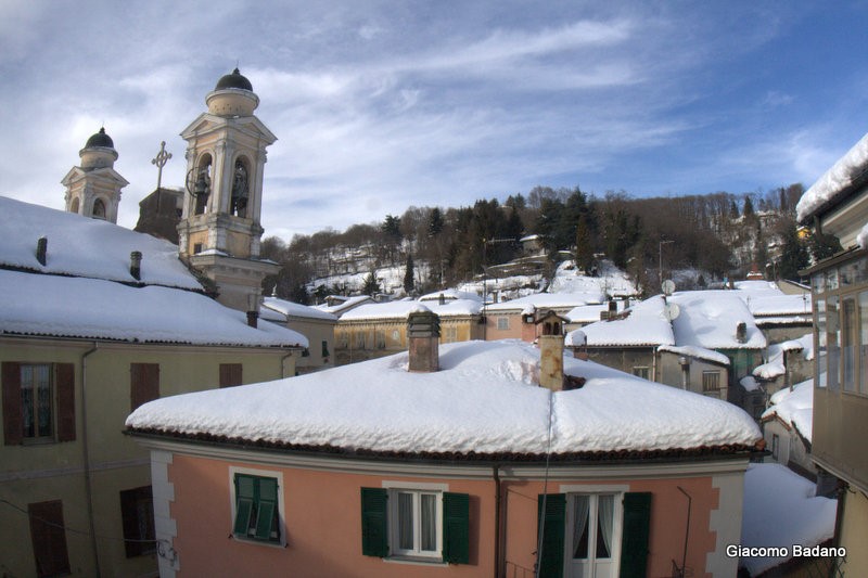 Appartamento in Vendita a Altare, zona centro storico, 100'000€, 90 m²