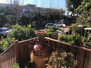 Villa bifamiliare in Vendita a Bari, zona Carrassi , 400'000€, 195 m²