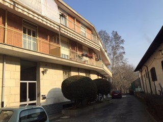 Bilocale in Vendita a Settimo Torinese, zona Via Verdi, 63'000€, 55 m²