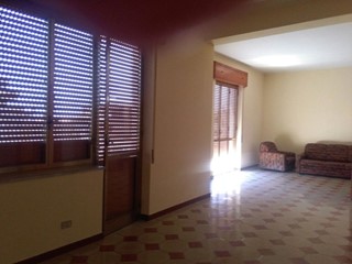 Appartamento in Affitto a Roccella Ionica, zona cannolaro, 400€, 150 m²