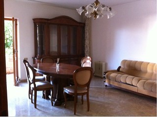 Trilocale in Vendita a Paola, 130'000€, 100 m²