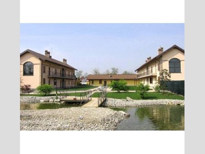 Loft in Affitto a Liscate, 650€, 67 m², arredato, con Box