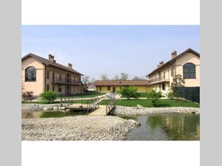 Loft in Affitto a Liscate, 650€, 67 m², arredato, con Box