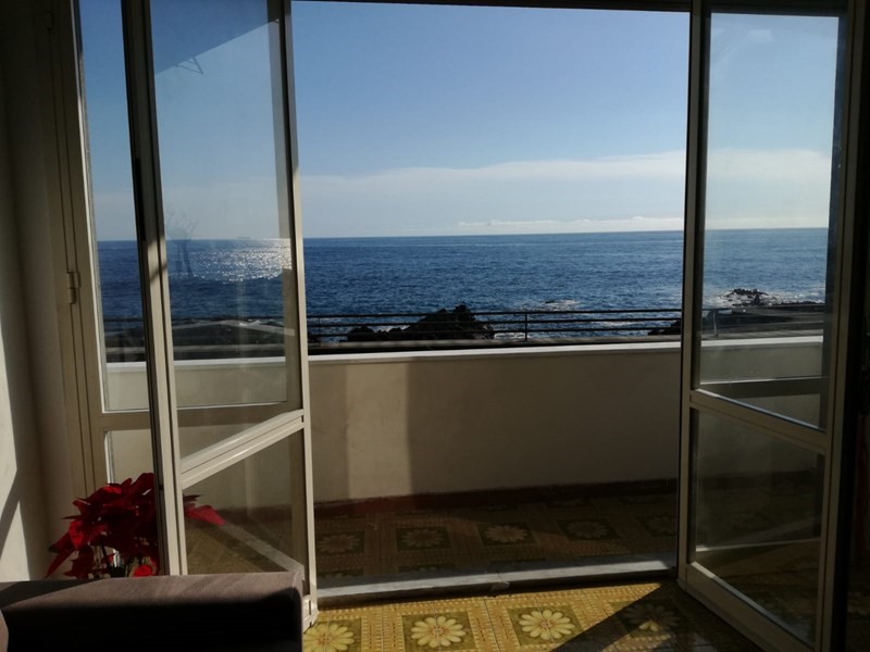 Trilocale in Affitto a Acireale, zona Stazzo, 400€, 110 m²