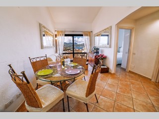 Trilocale in Vendita a Olbia, zona Porto Rotondo, 300'000€, 60 m², arredato