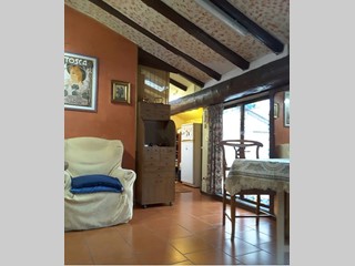 Bilocale in Vendita a Bergamo, zona Via Santa Caterina, 65'000€, 62 m², arredato