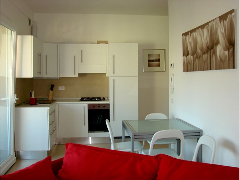 Bilocale in Vendita a Gabicce Mare, zona CENTRO, 250'000&euro;, 68 m², arredato