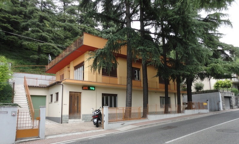 Casa Indipendente in Vendita a Cesena, zona Centro, 475'000€, 600 m²