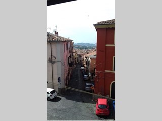 Appartamento in Affitto a Genzano di Roma, zona CENTRO STORICO, 450€, 60 m²
