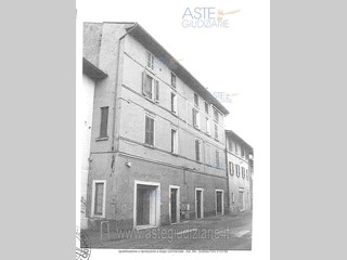 Appartamento in Vendita a Bagnolo Mella, zona Centrale, 13'289€, 104 m²