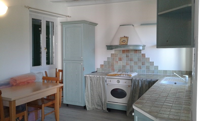 Casa di corte in Vendita a Viggiù, zona Centro, 80'000€, 120 m², arredato