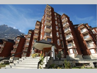 Appartamento in Vendita a Valtournenche, zona Cervinia., 550'000&euro;, 120 m², con Box