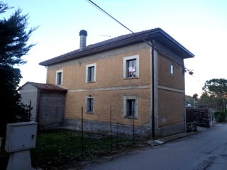 Casa Indipendente in Vendita a Pofi, 75'000€