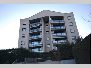 Appartamento in Vendita a Aosta, zona Est di Aosta., 239'000&euro;, 102 m², con Box