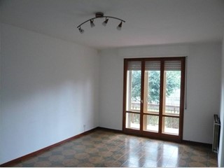 Quadrilocale in Vendita a Villafranca in Lunigiana, 95'000€, 120 m²