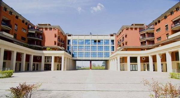 Monolocale in Affitto a Voghera, 300€, 45 m², arredato