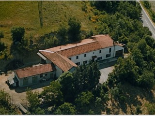Cascina in Vendita a Montechiaro d'Acqui, zona Cerceto, 100'000€, 600 m², arredato