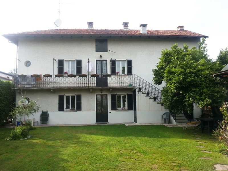 Casa Indipendente in Vendita a Castelletto sopra Ticino, 200'000€, 150 m²