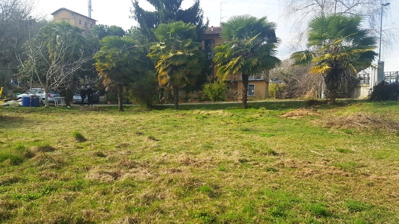 Cascina in Vendita a Dormelletto, 179'000€, 330 m²
