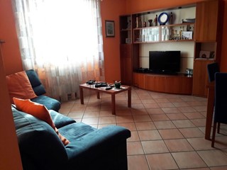 Trilocale in Vendita a Cava Manara, zona Centro, 180'000€, 120 m², con Box