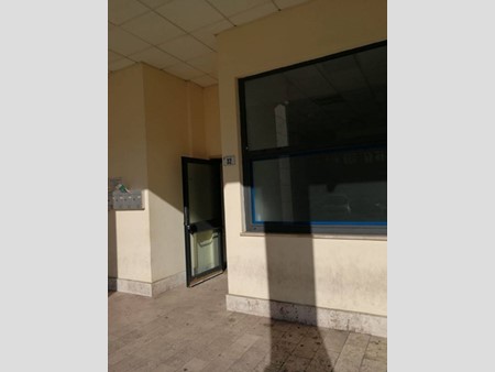 Ufficio in Affitto a Latina, zona Semicentrale, 550€, 60 m²