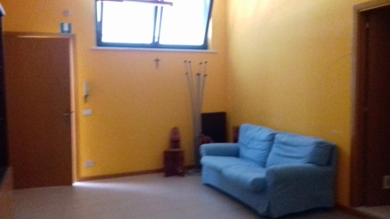 Ufficio in Vendita a Jesi, zona Gallodoro, 75'000€, 48 m²