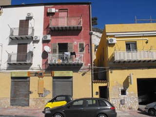 Appartamento in Vendita a Porto Empedocle, zona Via F. Crispi