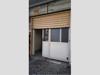 Negozio in Vendita a Villaricca, zona Via Leonardo da Vinci 127, 35'000€, 42 m²