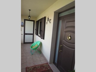 Appartamento in Vendita a Vittoria, zona Scoglitti, 130'000€, 108 m², con Box