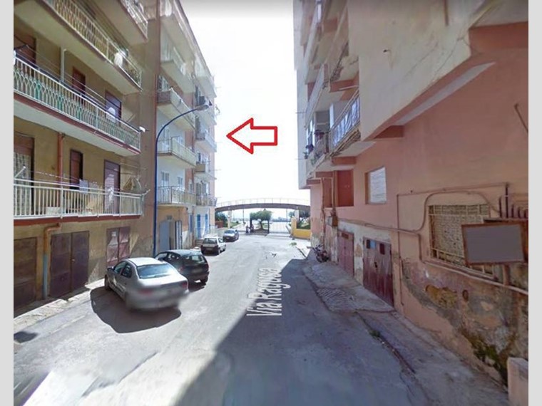Quadrilocale in Vendita a Porto Empedocle, zona Via Enna, 52'000€, 90 m²
