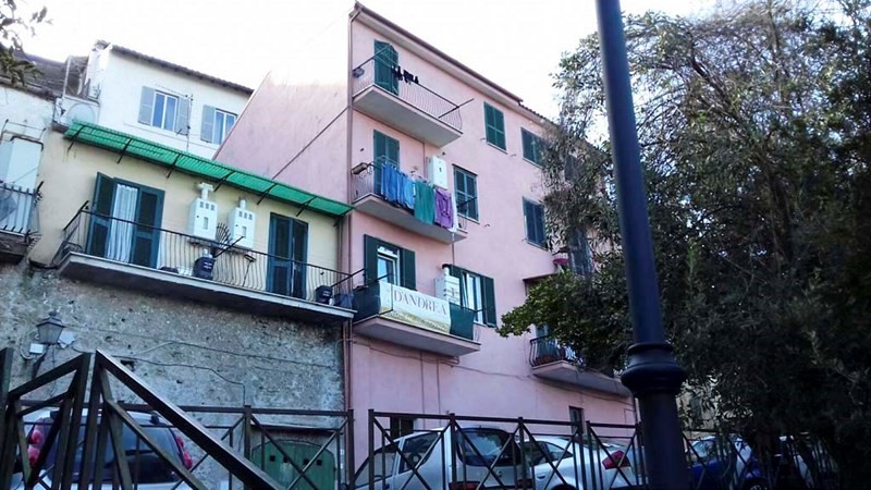 Bilocale in Vendita a Ariccia, zona CENTRO STORICO, 66'000€, 45 m²