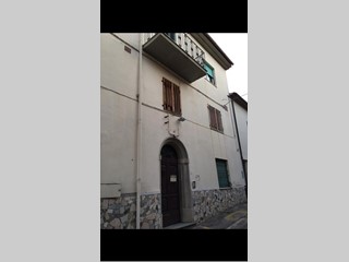 Casale in Vendita a Gavorrano, zona RAVI, 500 m²