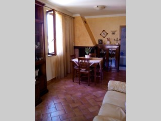 Quadrilocale in Vendita a Terricciola, zona LA ROSA, 107'000€, 115 m²