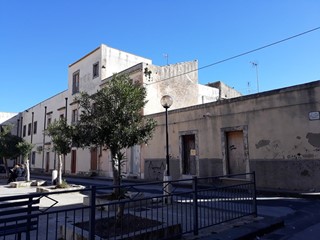 Casa Indipendente in Vendita a Noto, zona centro storico, 150'000€, 95 m²
