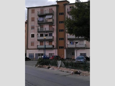Quadrilocale in Vendita a Porto Empedocle, zona via F.Coppi, 50'000€, 100 m²